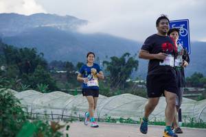 BIB: 301
                            <button type="button" onclick="openModal(18897725)" class="btn btn-primary btn-sm float-right btn-popup" data-toggle="modal" data-target=".modal-high-quality">
                        <i class="fas fa-shopping-cart"></i> Add to Cart
                    </button>
                                            <button type="button" onclick="isThisMe(18897725, true)" class="btn btn-success btn-sm float-right btn-popup btn-isme hidden" data-toggle="tooltip" data-placement="bottom" title="นี่คือรูปของคุณใช่ไหม คลิกที่นี่เพื่อเอาเข้าอัลบั้ม">
                        <i class="fas fa-plus"></i> Add to album
                    </button>
                    <button type="button" onclick="isThisMe(18897725, false)" class="btn btn-warning btn-sm float-right btn-popup btn-isnotme hidden">
                        <i class="fas fa-ban"></i> Remove from album
                    </button>